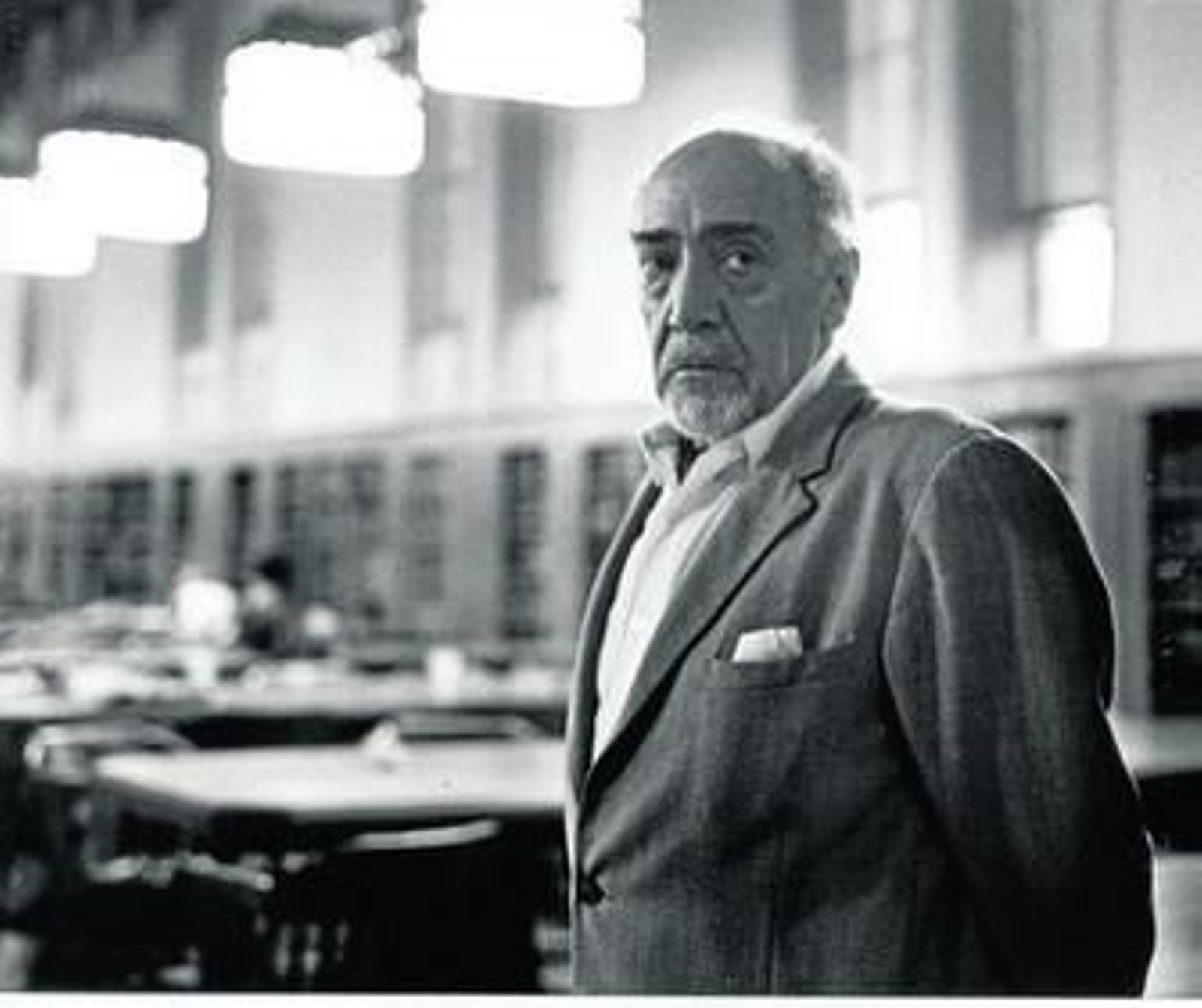 El escritor Ramón J. Sender (Chalamera de Cinca, Huesca, 1902 - San Diego, California, 1982).