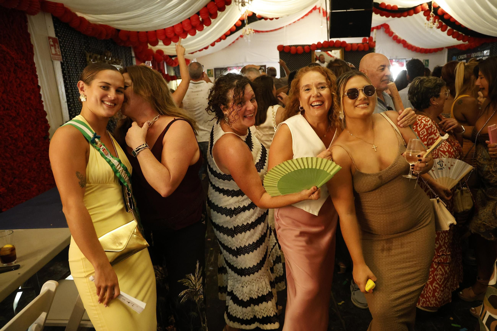 Búscate en las fotos del miercoles en la Feria de Tarifa 2025