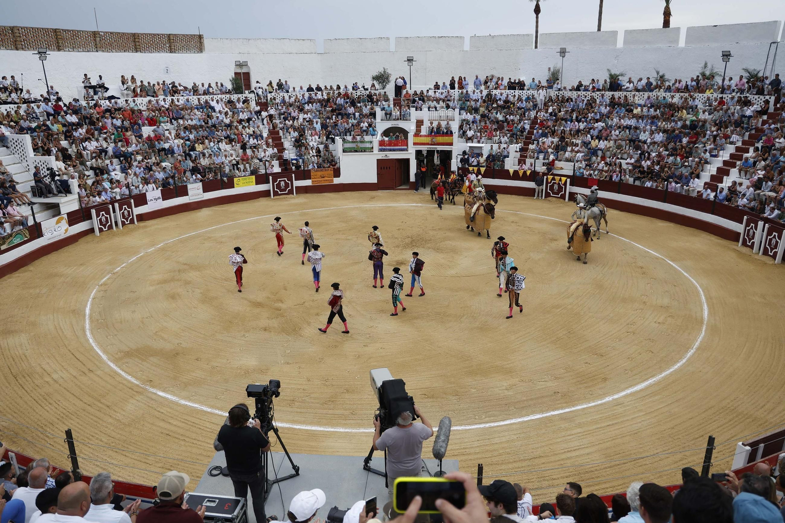 Las fotos de la corrida de toros de Lagunajanda para Manuel Escribano, David Galán y Pepe Moral en Tarifa