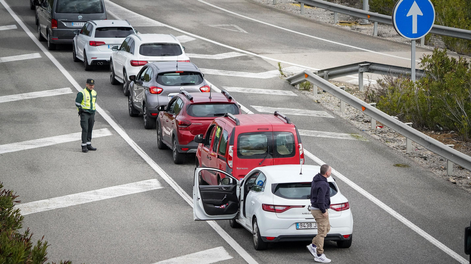 Agricultores y ganaderos vuelven a cortar la NIV en Jerez