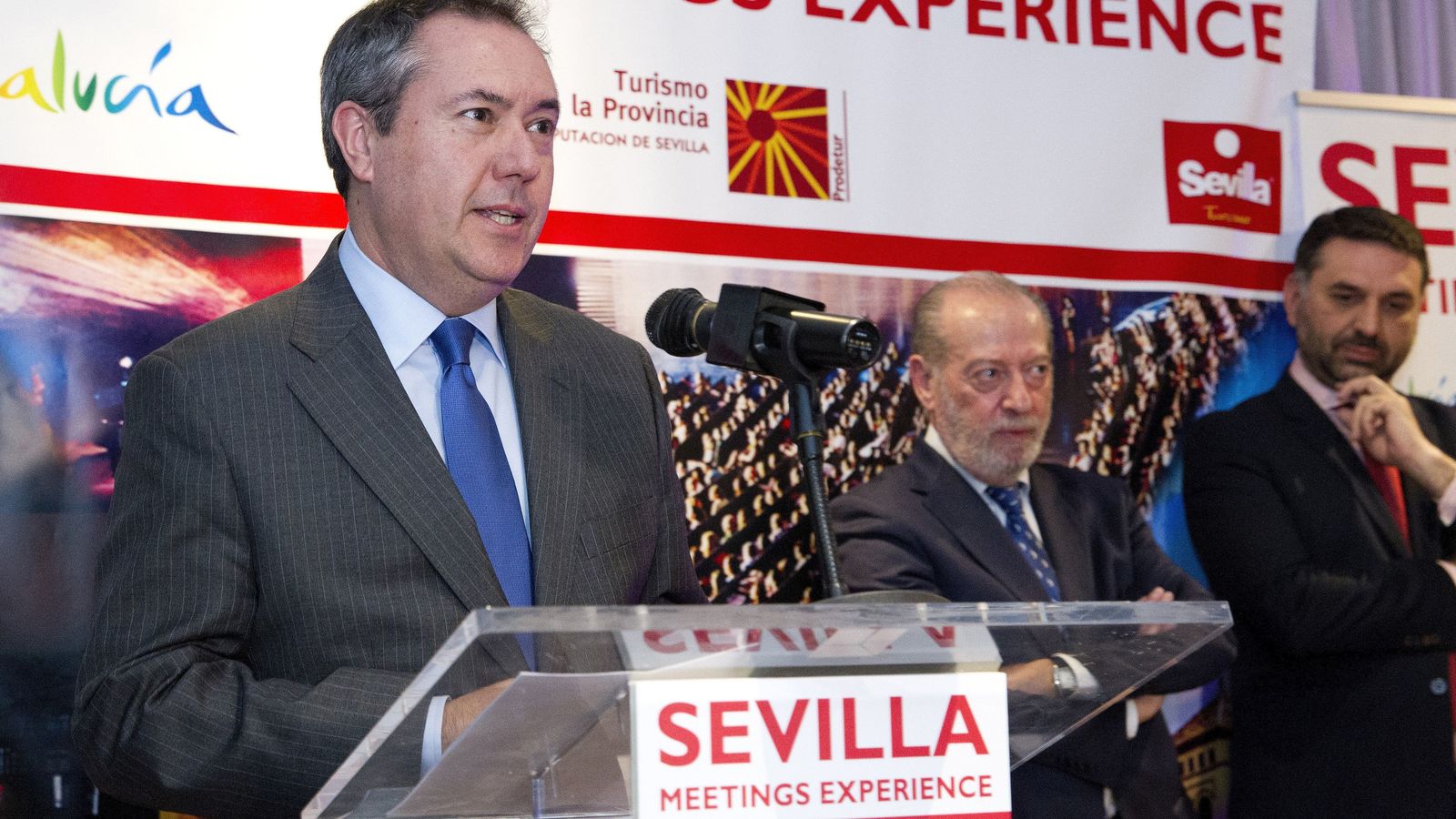 Juan Espadas, durante su intervención en la inauguración de Fitur.