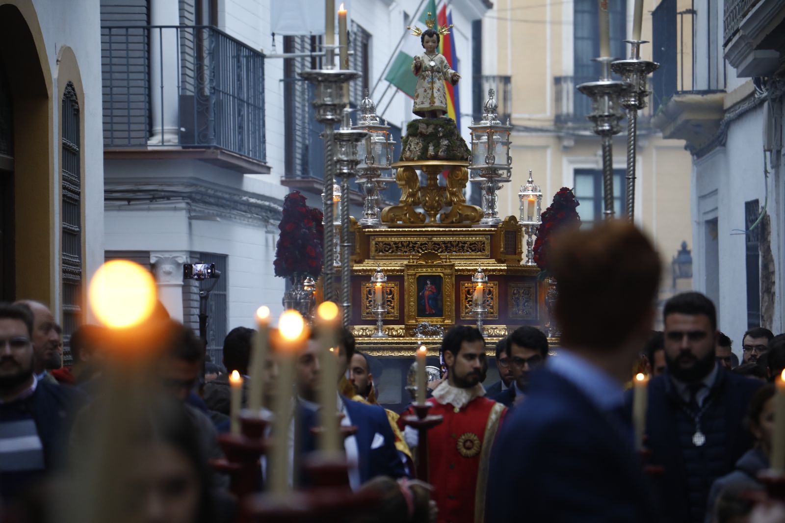 La procesión del Niño Jesús de la Compañía de Córdoba, en imágenes