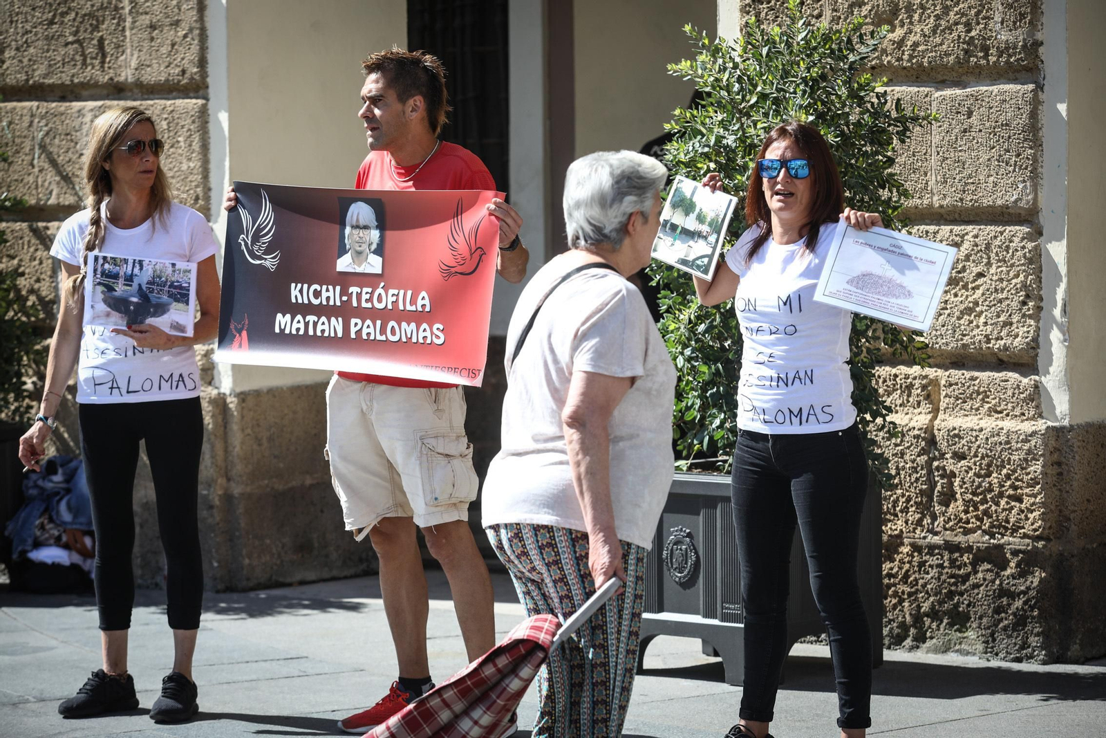 Imágenes de la investidura de José María González Kichi