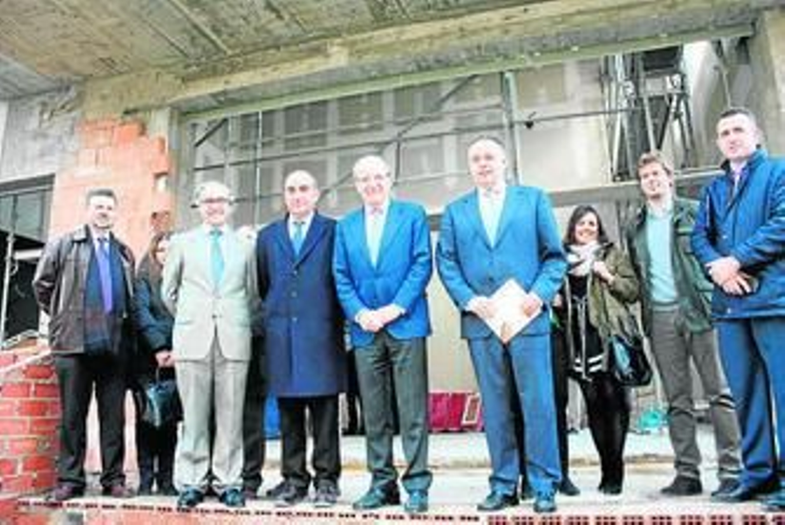 El alcalde de Huelva visitó ayer las instalaciones sanitarias.