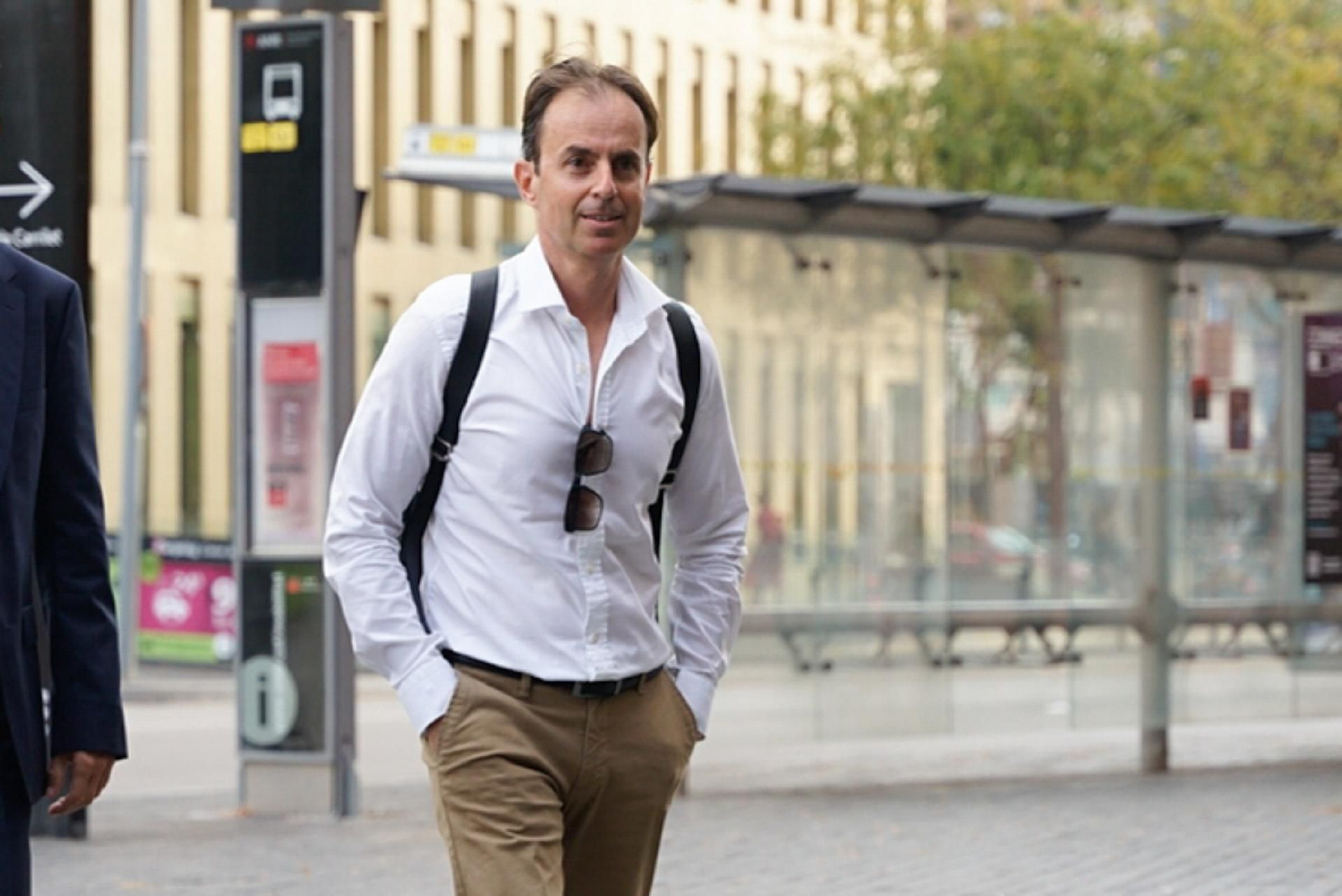 Josep Santacana pasa al ataque y contesta a las duras acusaciones de Arantxa Sánchez Vicario en una entrevista en el diario 'El País'. Josep Santacana pasa al ataque y contesta a las duras acusaciones de Arantxa Sánchez Vicario en una entrevista en el diario 'El País'.