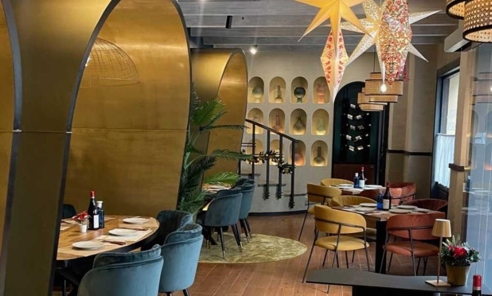 Cádiz centro. Dirección: Calle Antulo, 2 (Junto al Ayuntamiento)