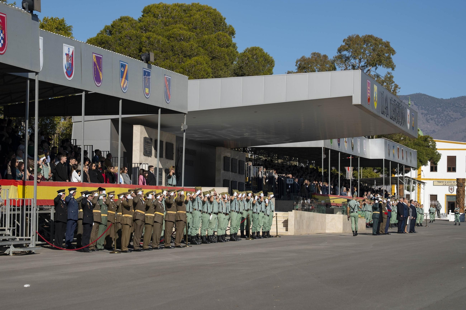 Así conmemora el día de la Inmaculada Concepción la Brigada de la Legión en Almería y despide al contingente que parte a Eslovaquia