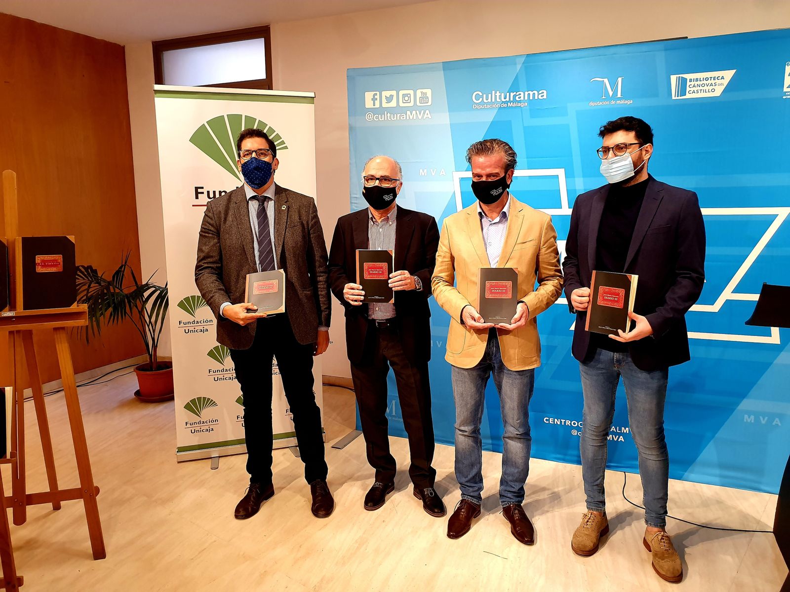 Presentación de los diarios de José María Souvirón, este jueves, en Málaga.