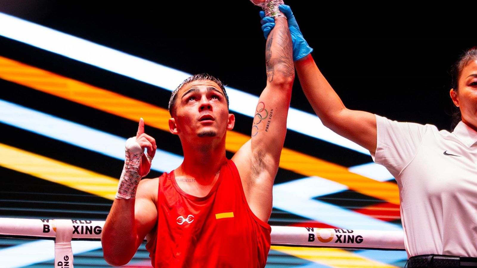 Rafa Lozano celebra su pase a los cuartos de final del Mundial de Boxeo en Liverpool.