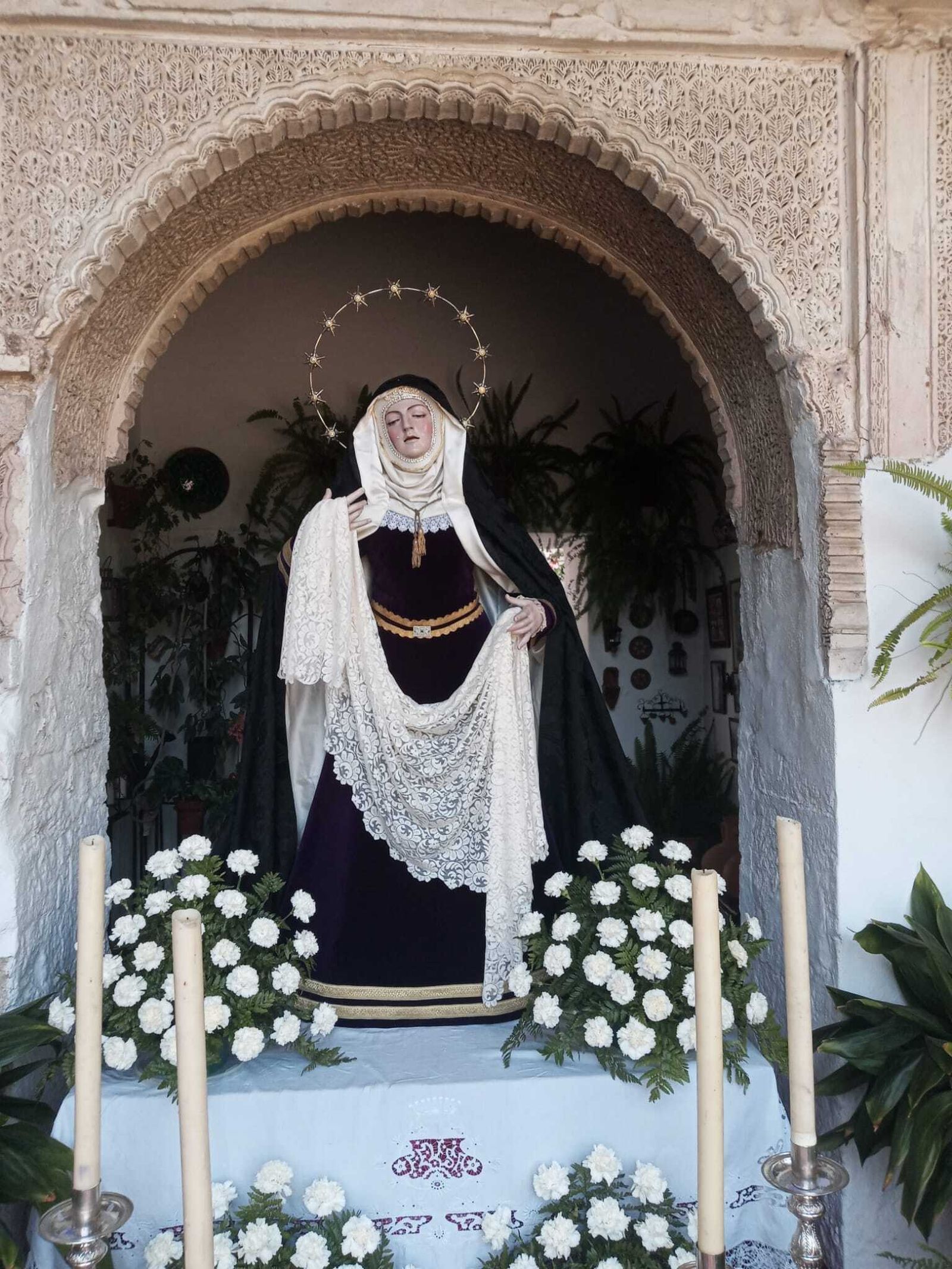 Patio Siete Revueltas, 1.