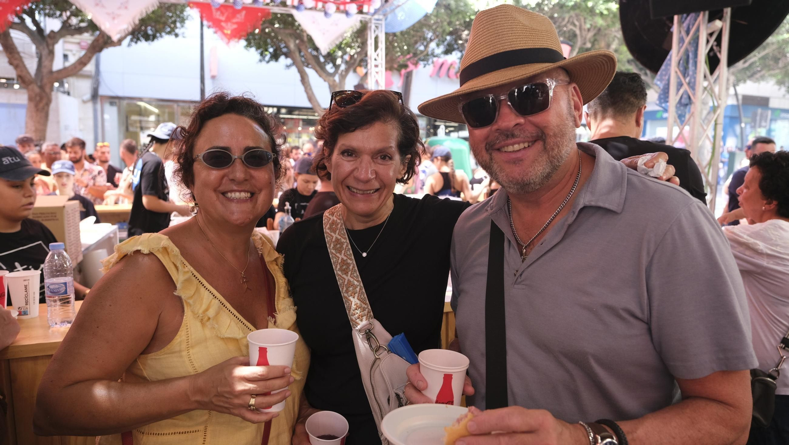 La Feria del Mediodía del jueves en Almería, en imágenes