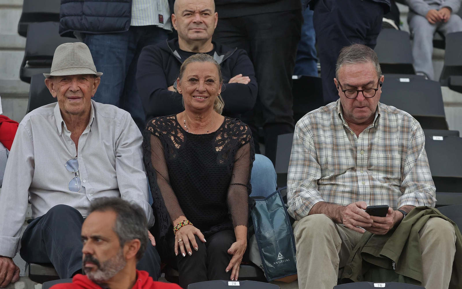 Búscate en el Ciudad de La Línea durante el Balona - Orihuela