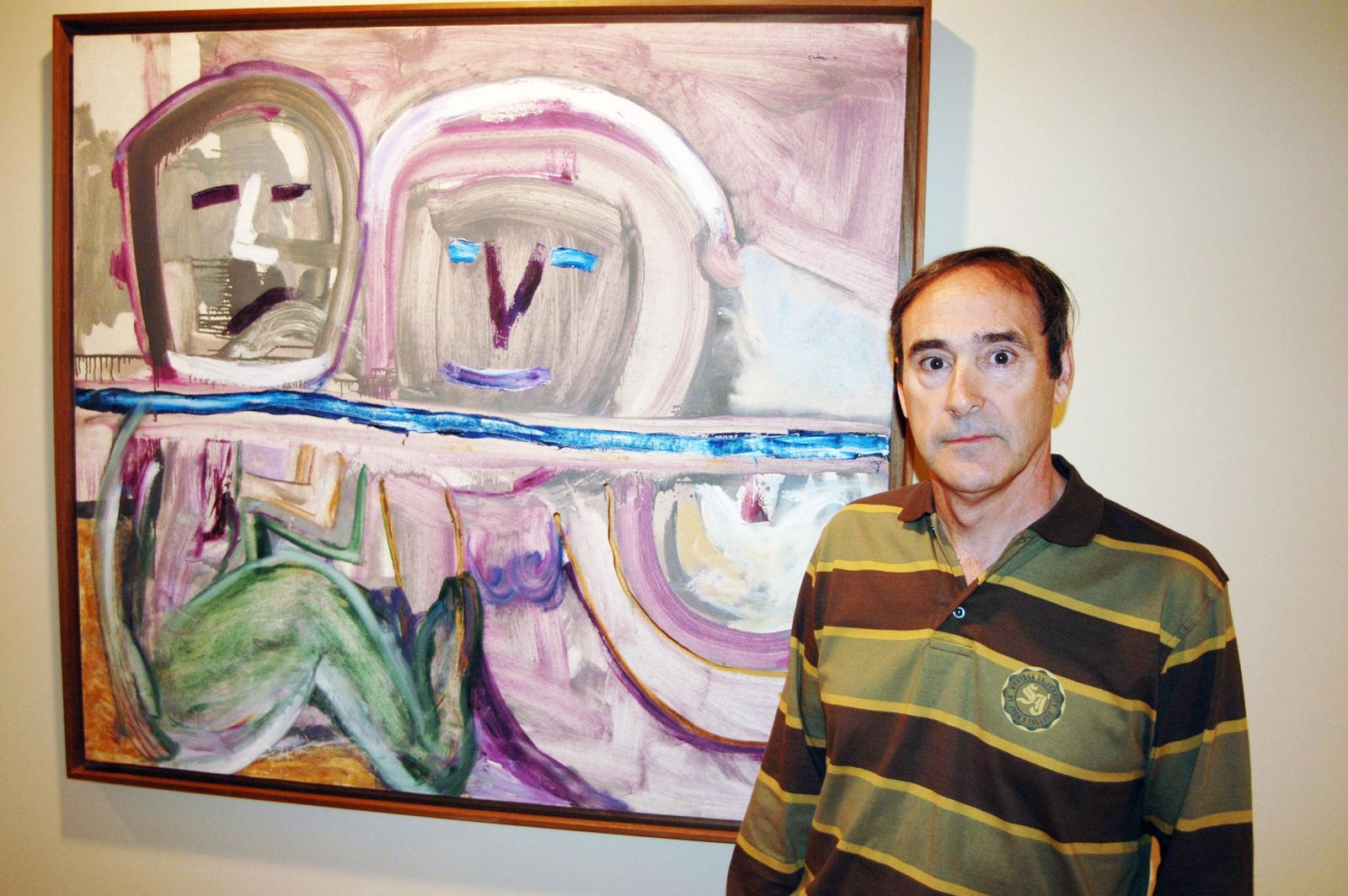 Rafael Gadea durante una exposición realizada en la ya desaparecida sala de exposiciones de CajaGranada.