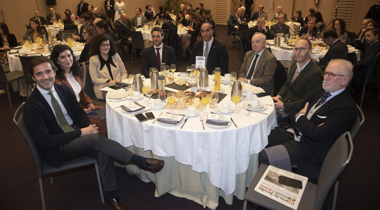 FORO JOLY.  Dña.Carolina España