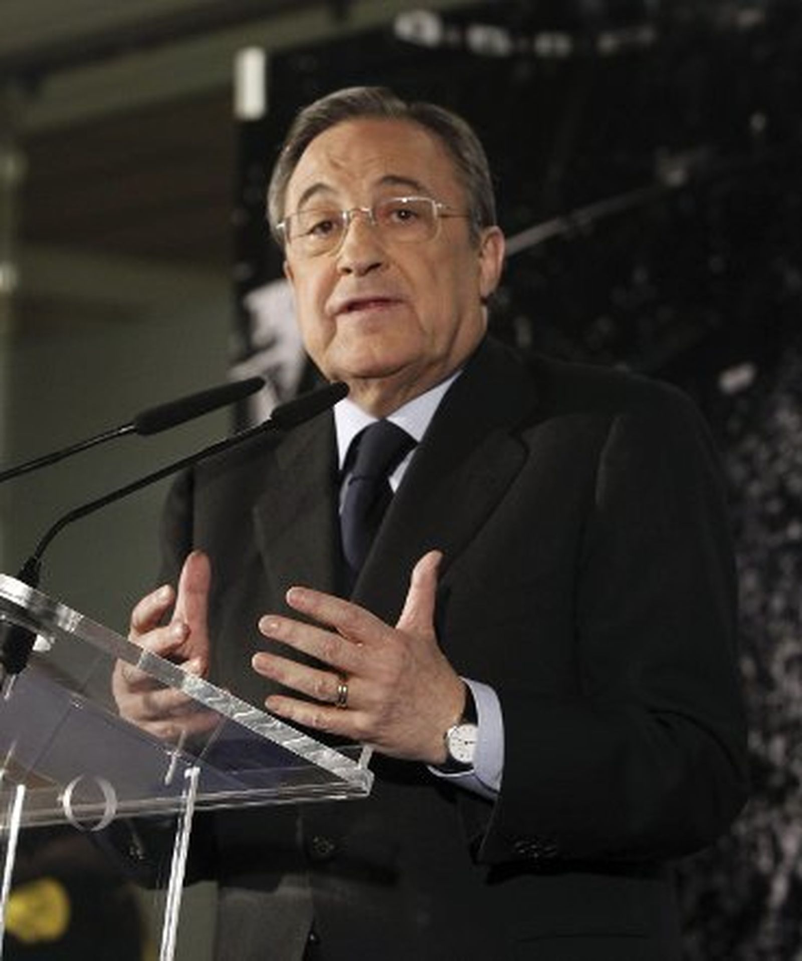 Florentino: "No podíamos dejar tirado a De Gea"