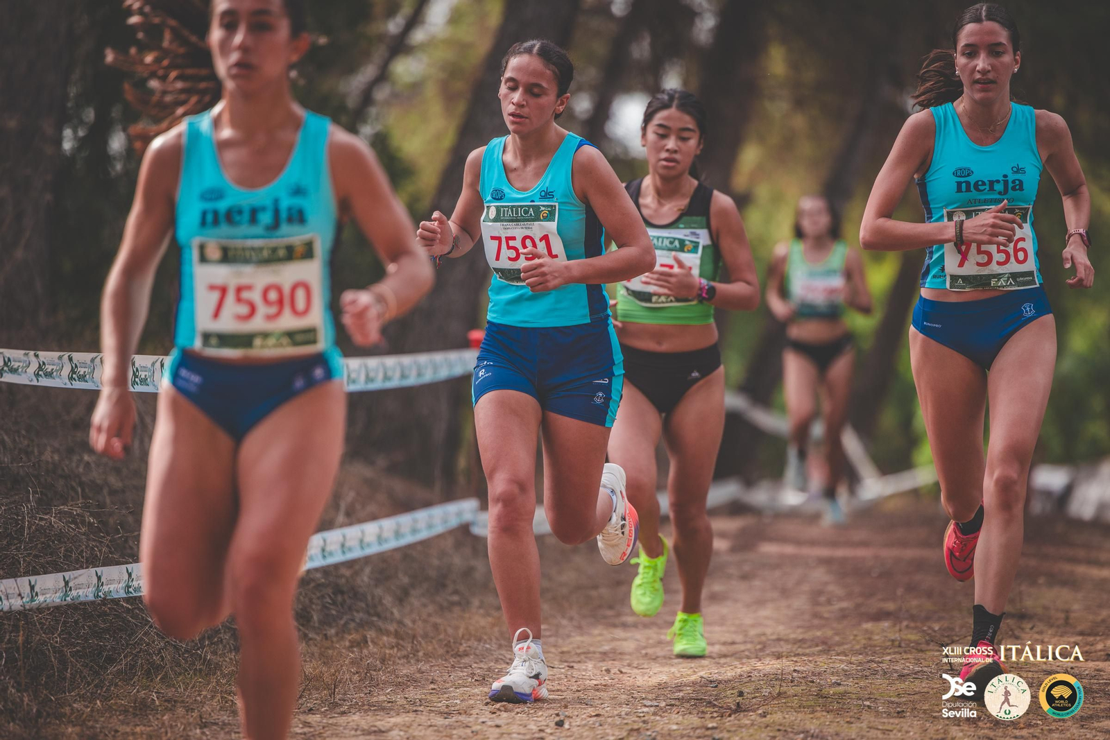 Búscate en las fotos del Cross de Itálica 2025 | 4