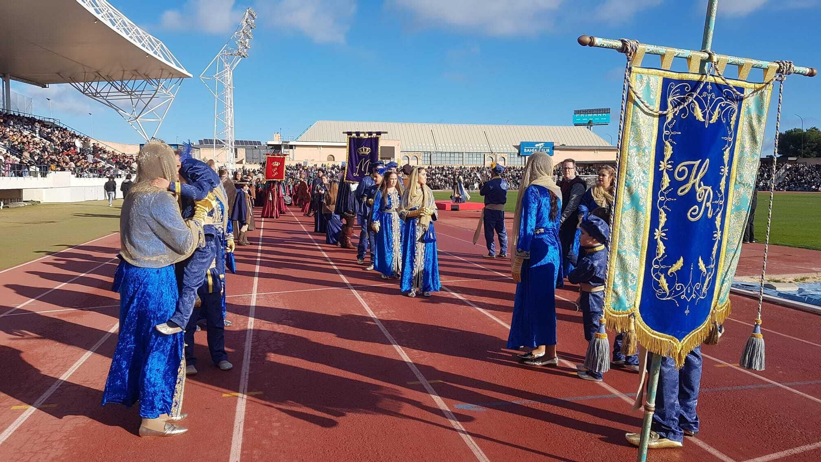Imágenes de la llegada de los Reyes Magos en helicóptero.