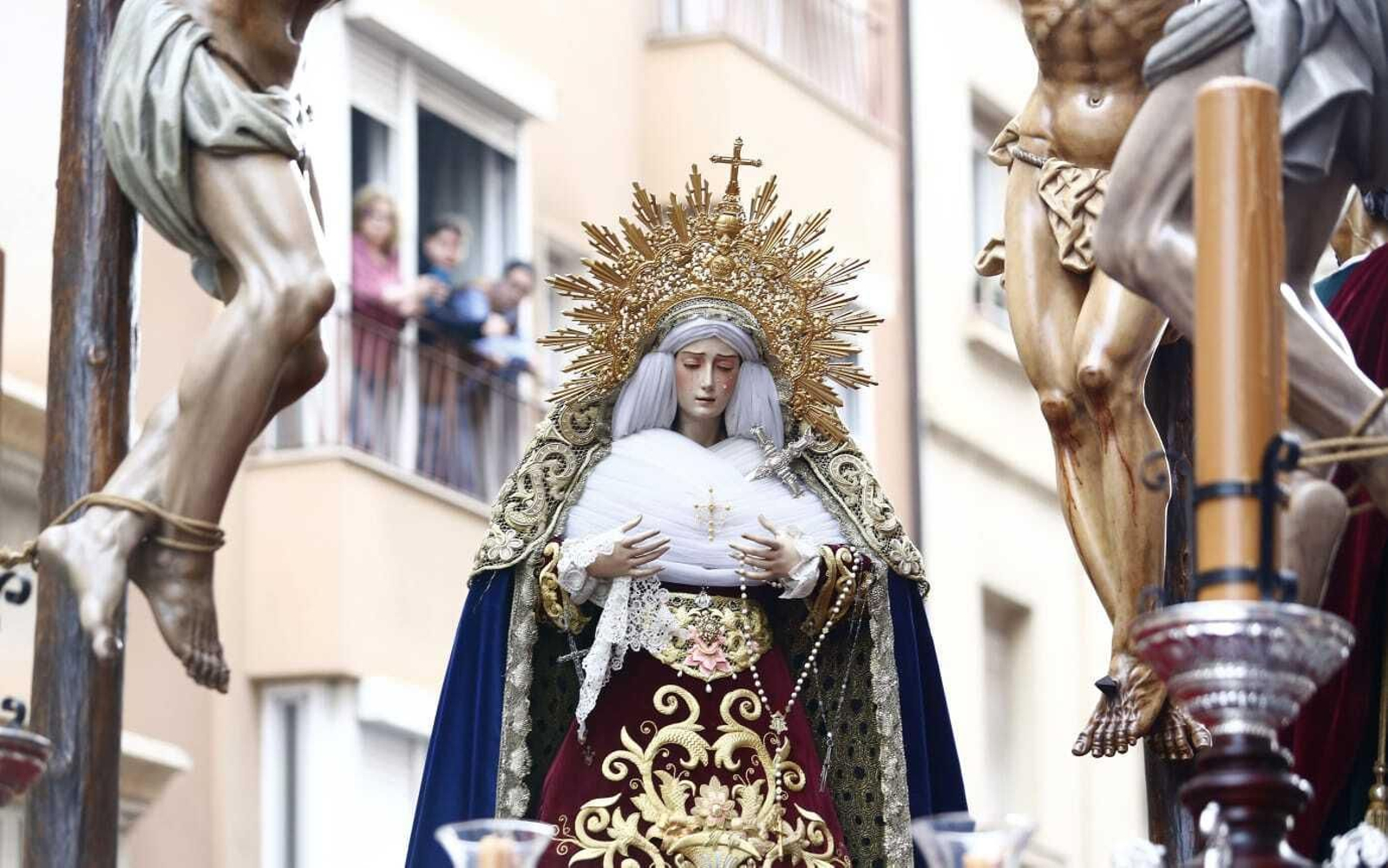 Las fotos de Dolores del Puente, en el Lunes Santo de Málaga