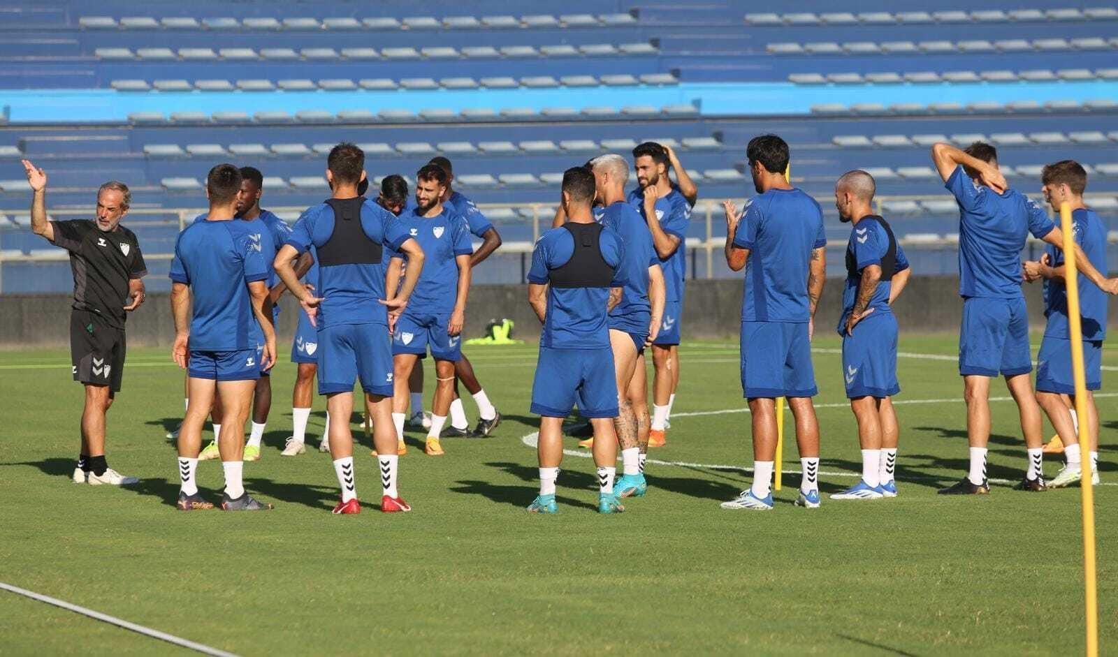 Un momento del entrenamiento de hoy. Un momento del entrenamiento de hoy.