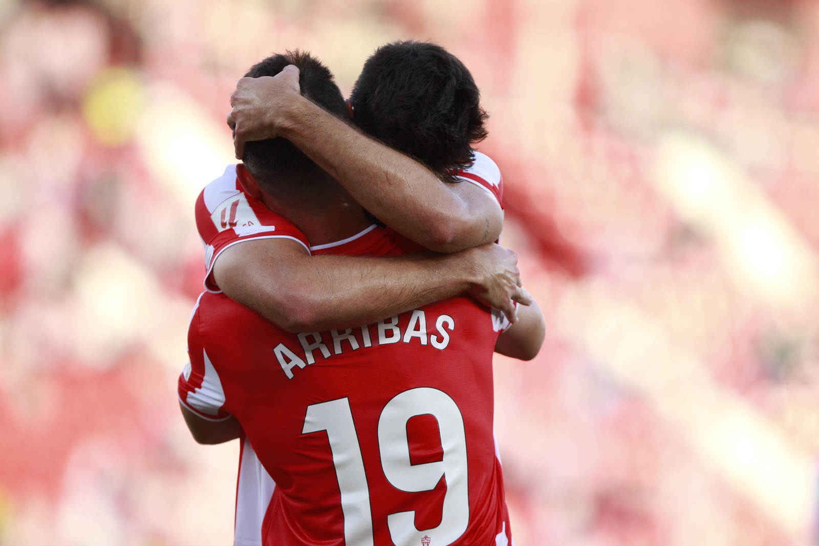 Imágenes de la gran victoria del Almería ante el Cádiz por 6 a 1