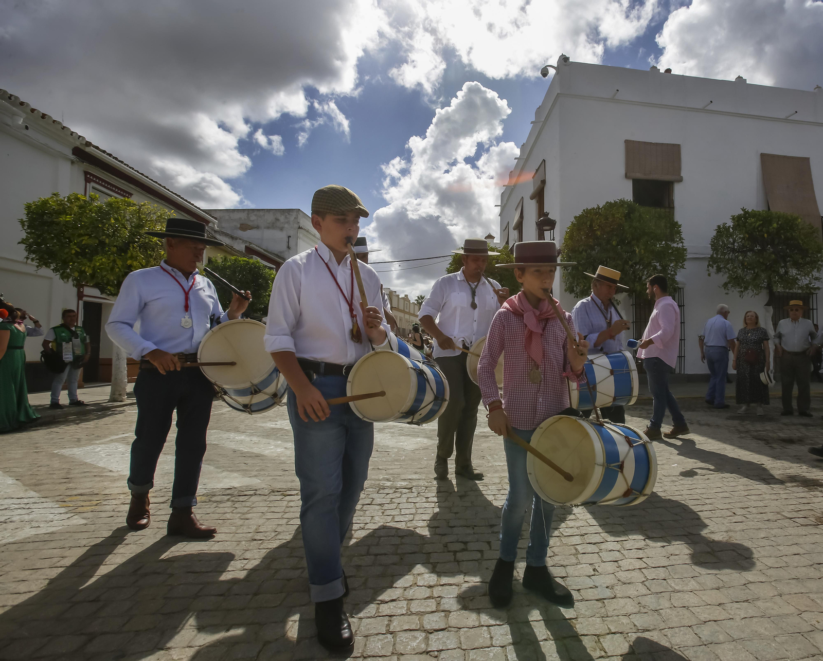Paso de las Hermandades por Villamanrique