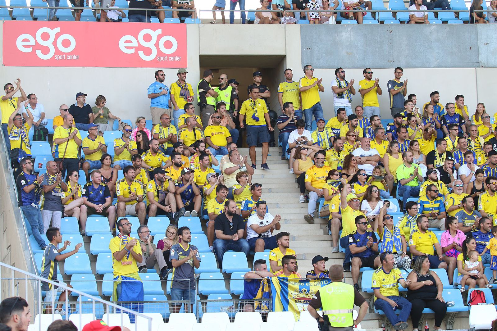 Las imágenes del UD ALMERÍA-CÁDIZ CF