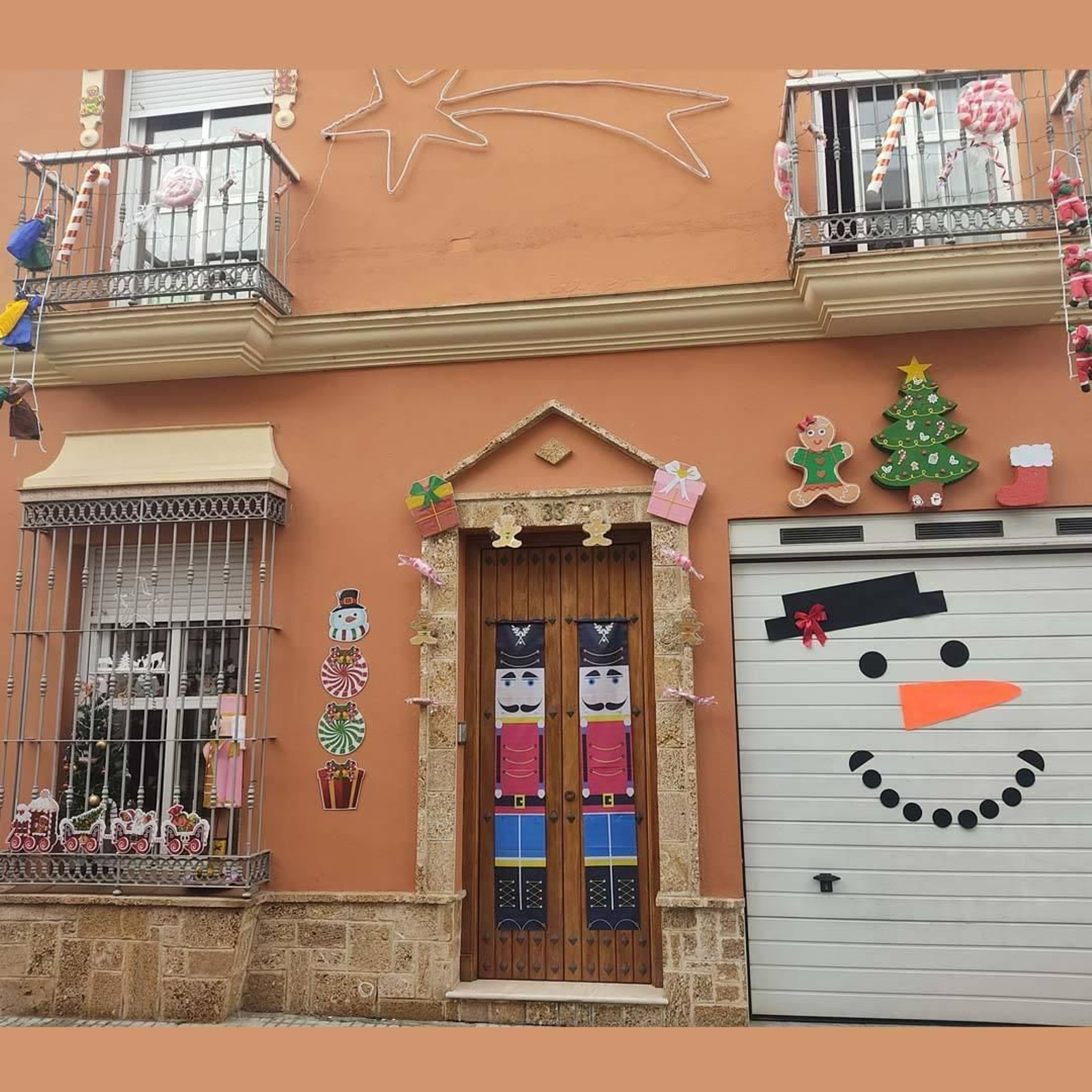 3º PREMIO: Jessica Correro Aragón (C/ San Francisco, 33)