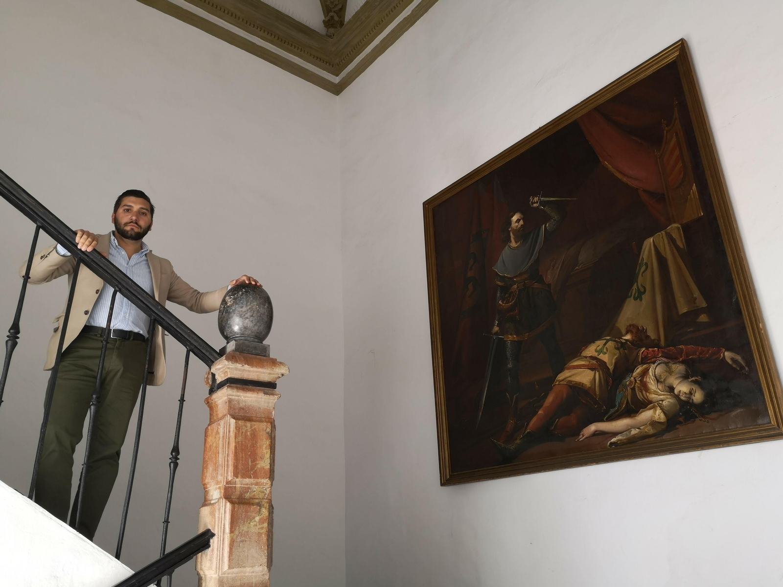 Miguel Castellano, junto al cuadro 'La Malmuerta'.