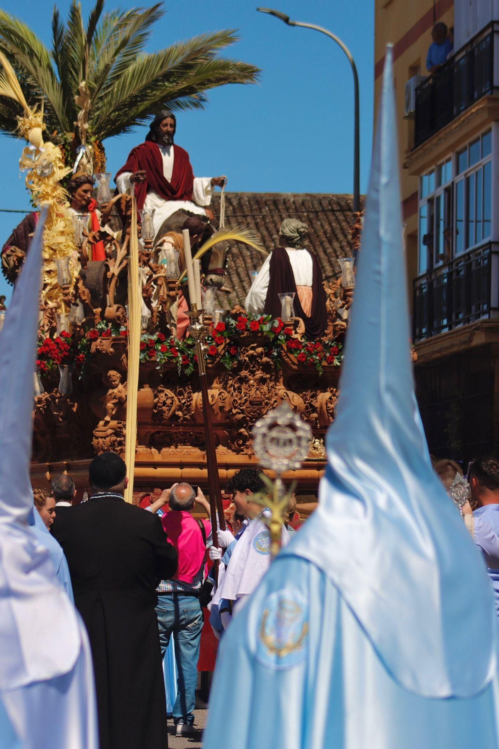 Las imágenes de la salida procesional de La Borriquita en El Puerto