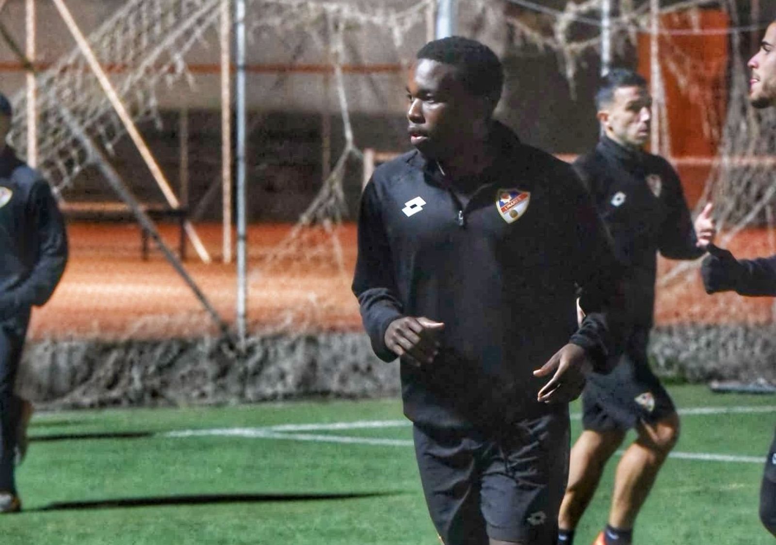 Chikola, en un entrenamiento con el conjunto azulillo.