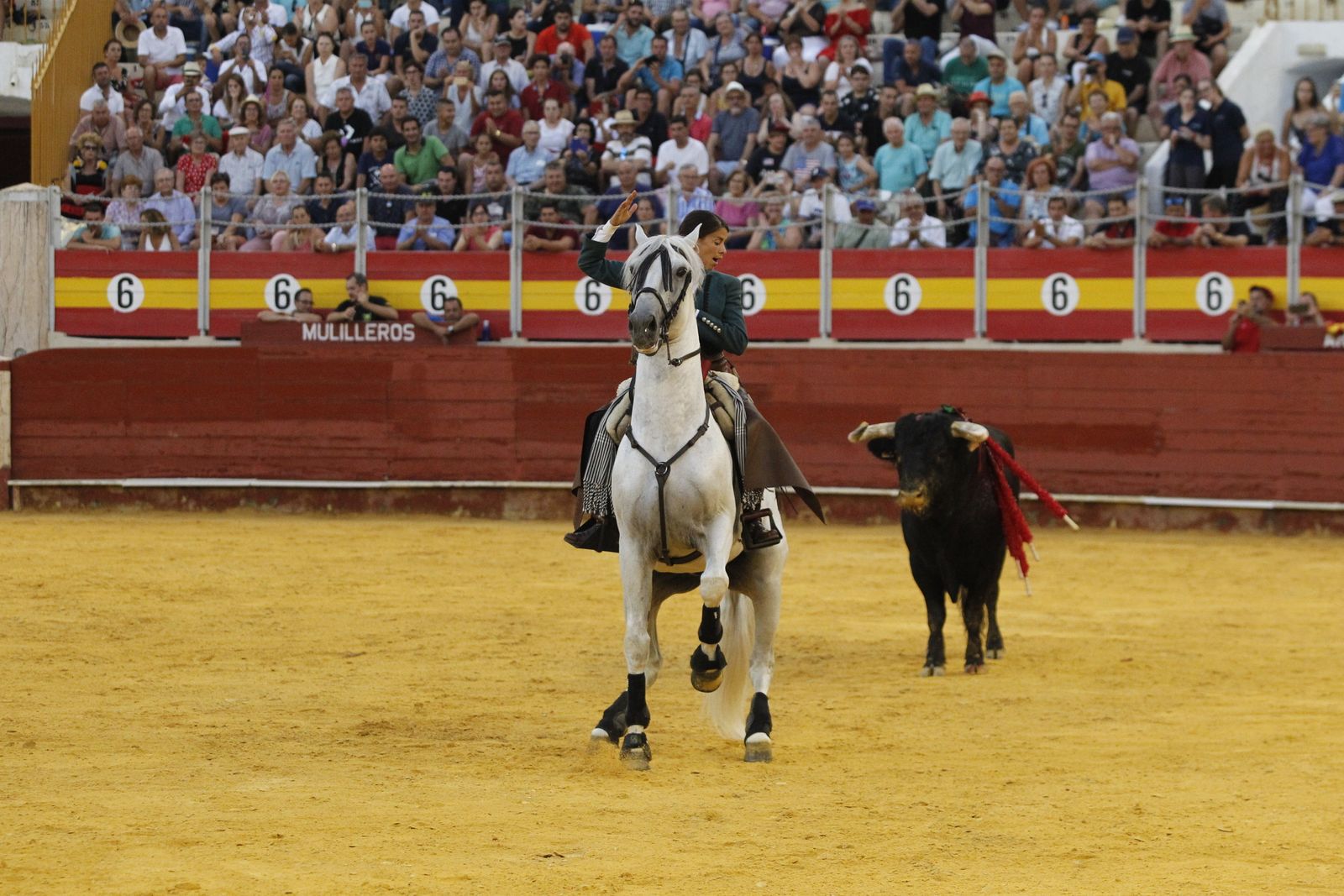 Fotogalería corrida de rejones. Feria de Almería 2019