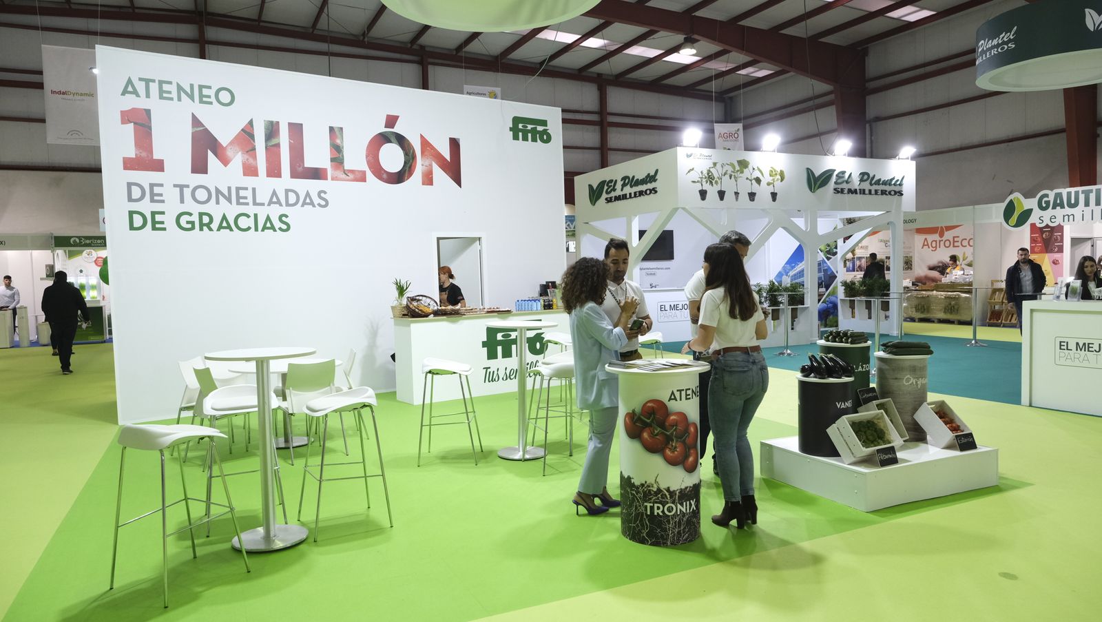 Imágenes del primer día de Expolevante Níjar.