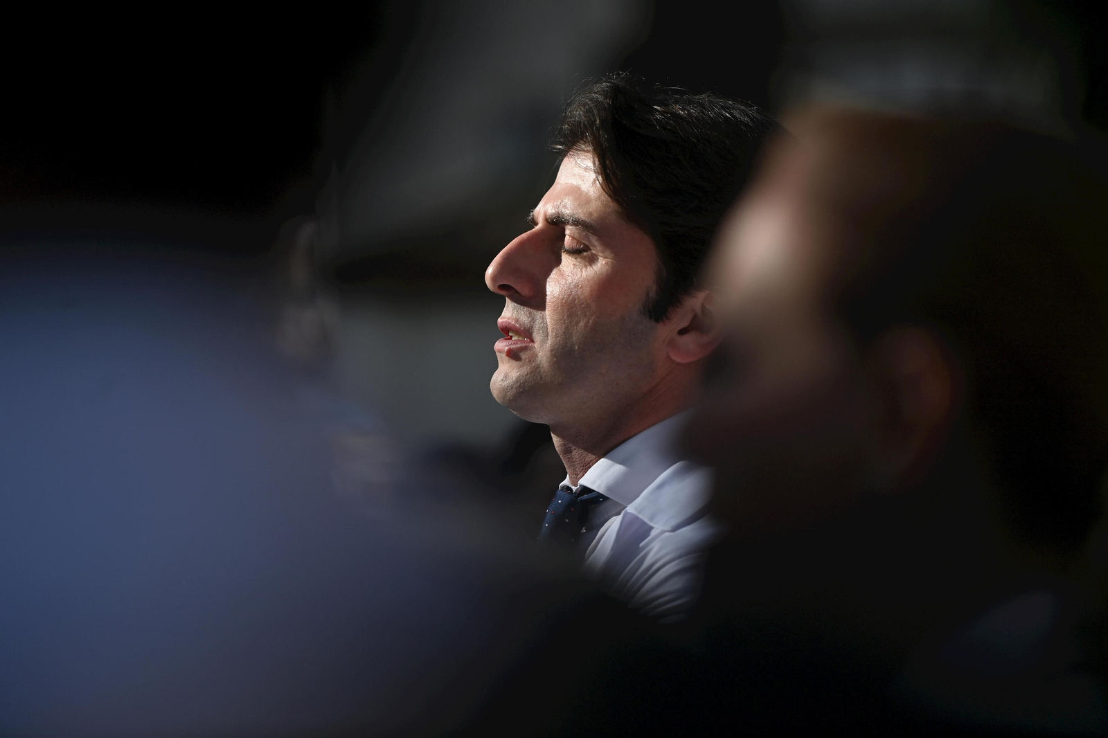 La misa del alba y el traslado del Cautivo, en fotos