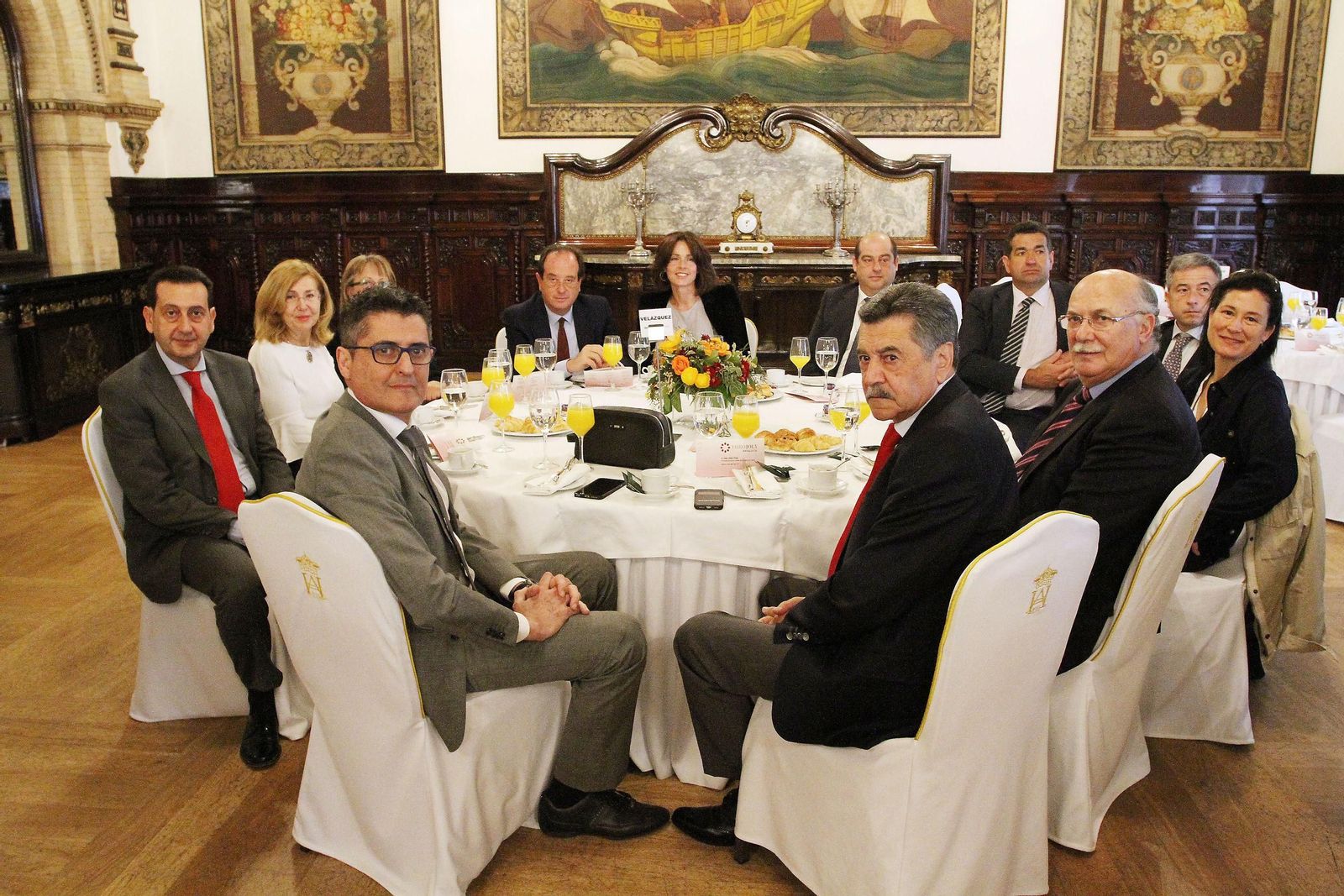 Las imágenes del Foro Joly con el presidente de Ceuta