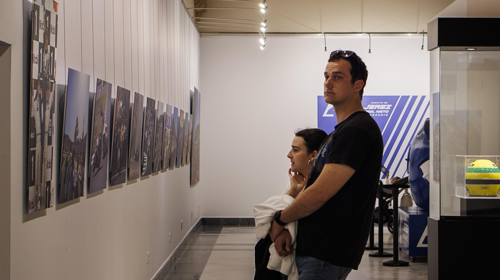 Imágenes de la exposición de los 40 años del Circuito de Jerez y de la marca Montesa