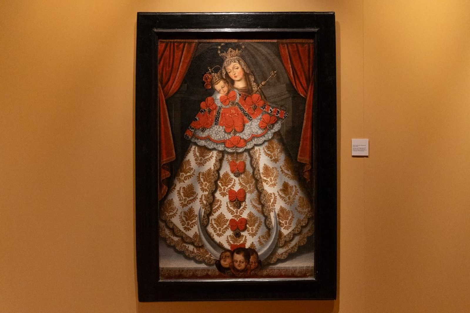 Exposición 'Trampantojos a lo divino: Devociones pintadas en el Barroco giennense', en imágenes