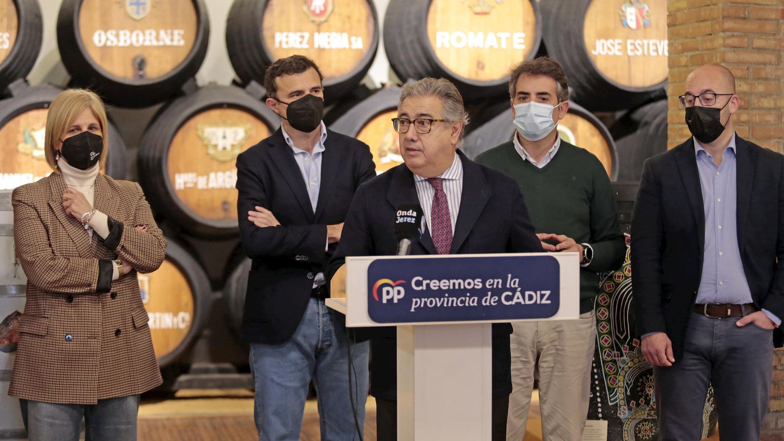 Juan Ignacio Zoido, en el Consejo Regulador junto a María José García-Pelayo, Bruno García, Antonio Saldaña y Germán Beardo.