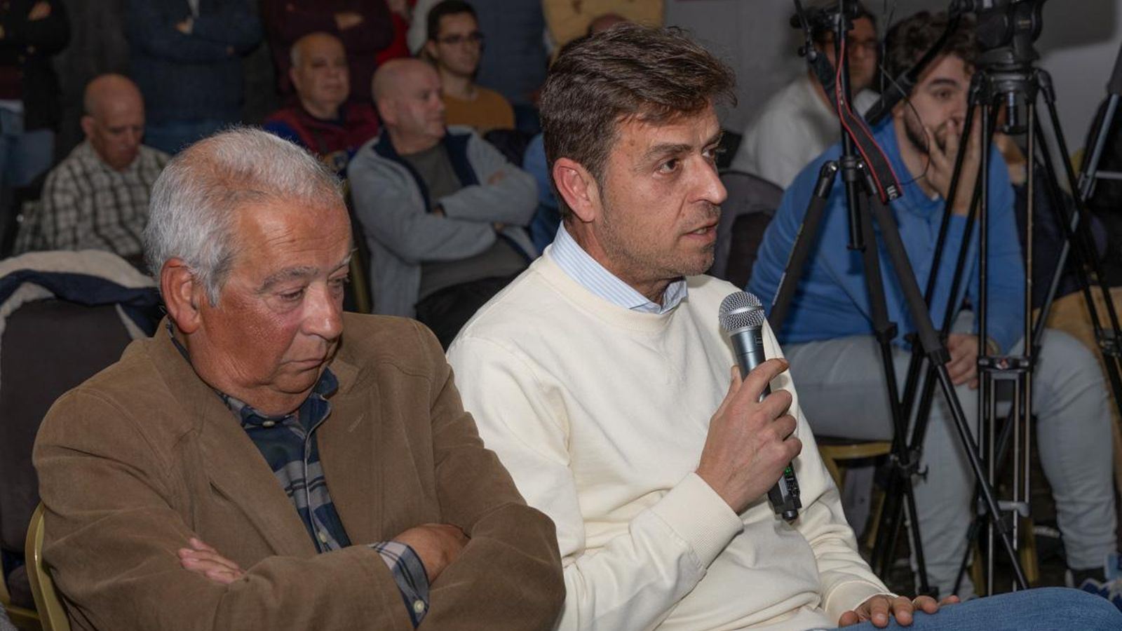 En imágenes: ilusión en la presentación de Manolo Herrero y Manolo Chumilla