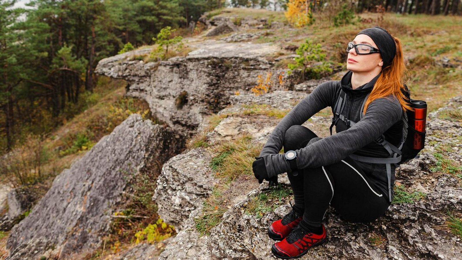 ¿Cómo deben vestirse las mujeres para hacer trekking?