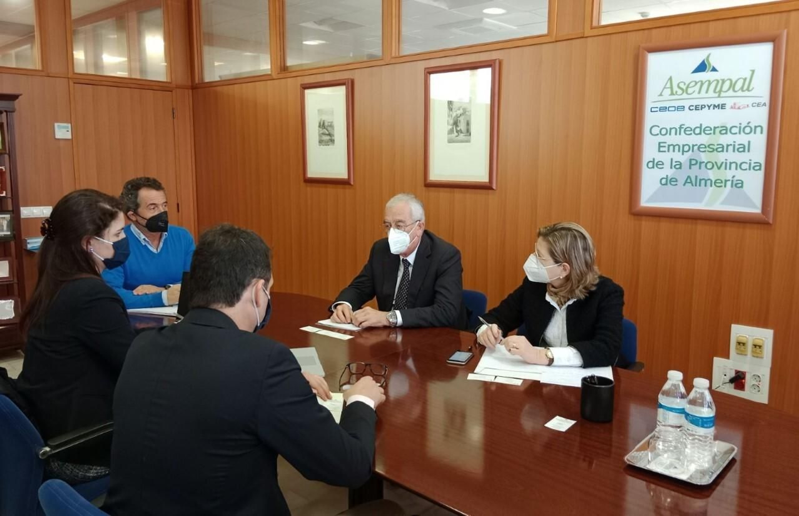 Los promotores de Mar de Ágata presentan su proyecto a Asempal