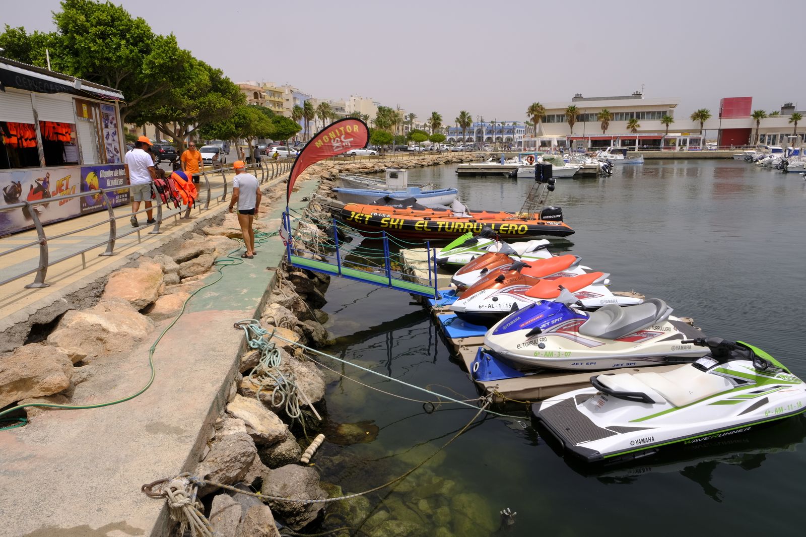 Primera piedra de la nueva lonja del Puerto Pesquero de Roquetas de Mar