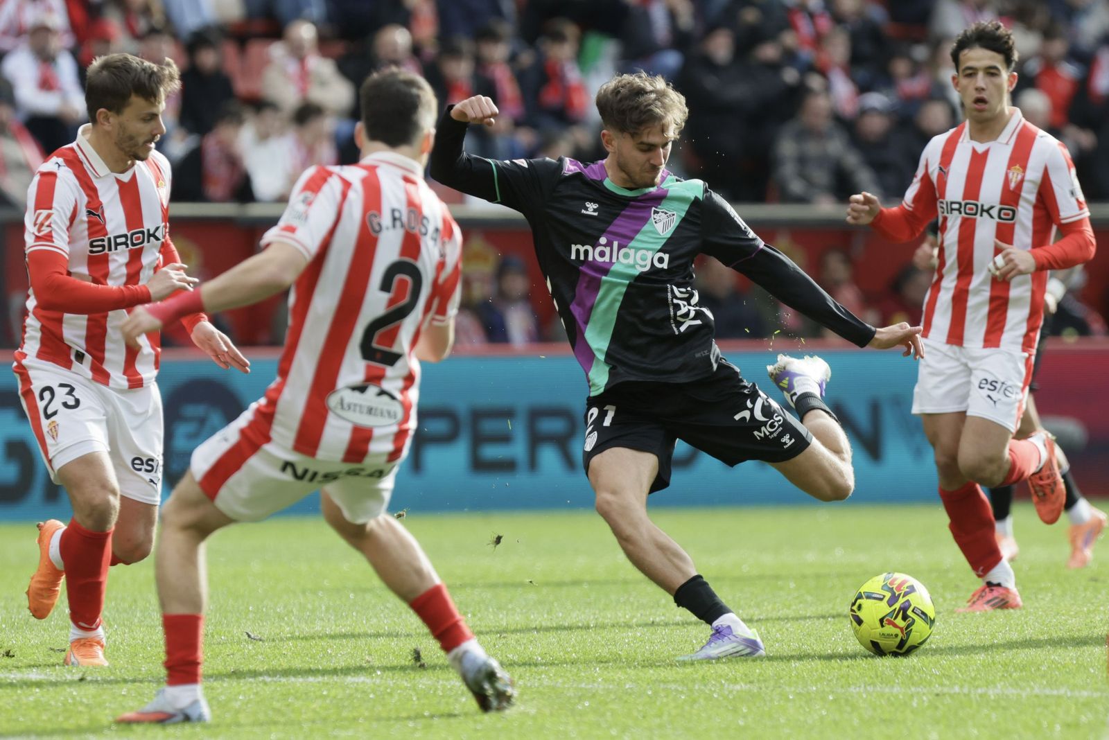 El Sporting-Málaga CF, en fotos