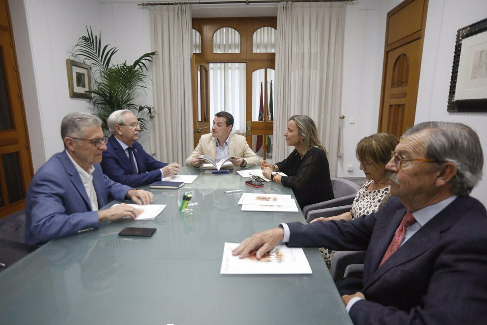 Un momento del encuentro celebrado en el Ayuntamiento.