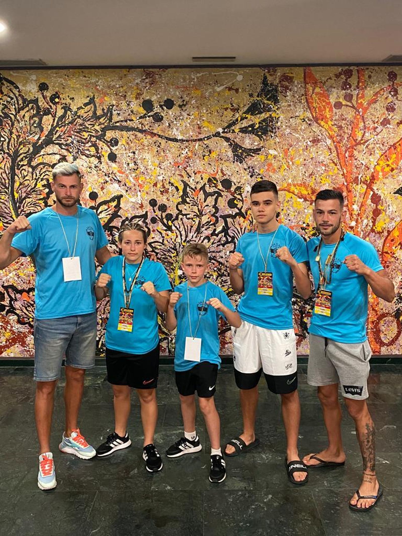 Algunos de los competidores de la Escuela de Artes Marciales Team Romero.