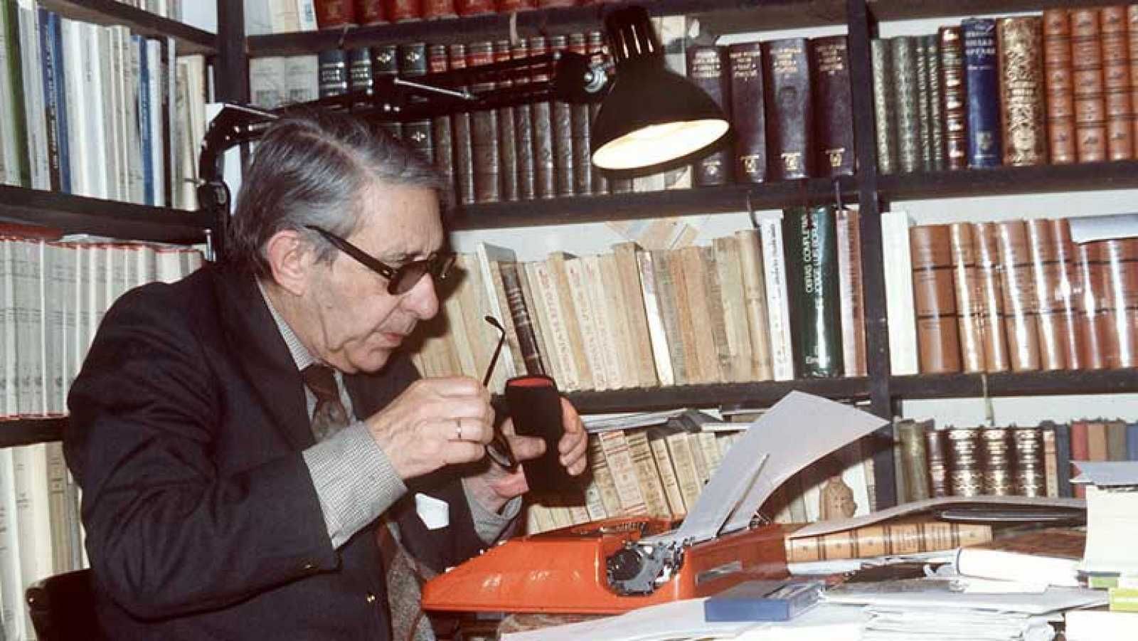 El escritor gallego, nacido en el Ferrol en 1910, Gonzalo Torrente Ballester