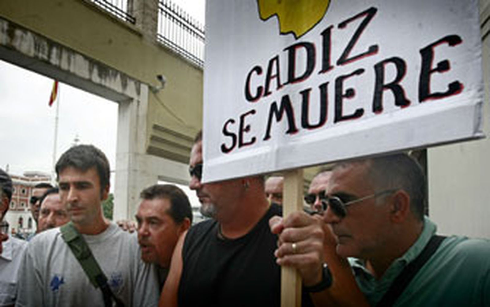 Cádiz suma 7.791 nuevos parados en un mes y solo le supera Madrid