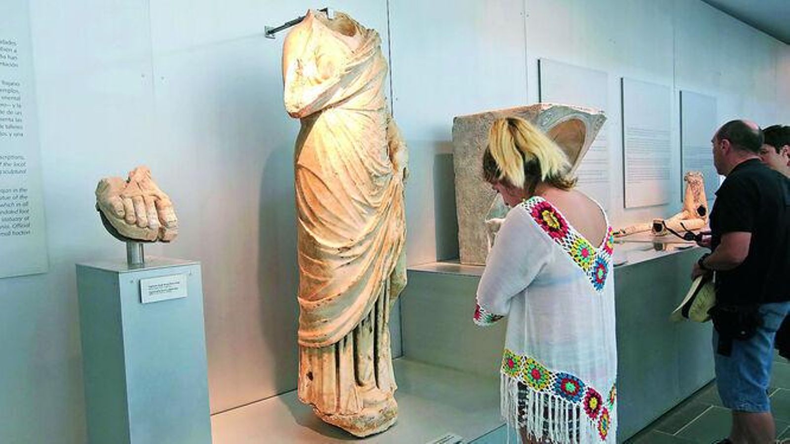 Escultura togada de Junia Rufina