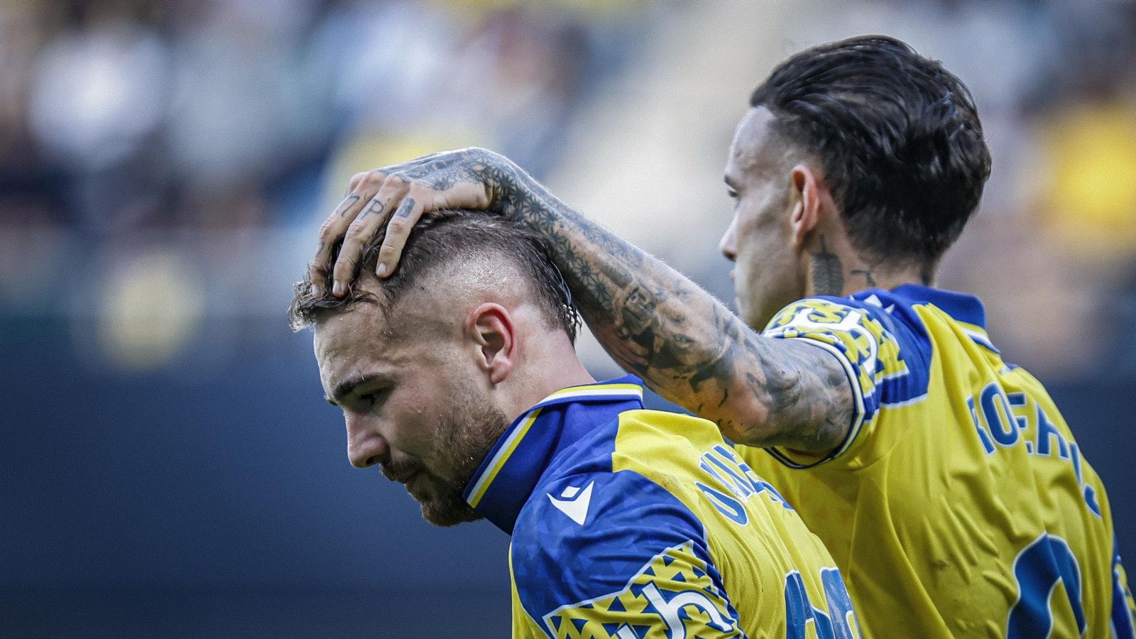 Búscate entre las imágenes del partido de fútbol entre Cádiz CF y Córdoba CF