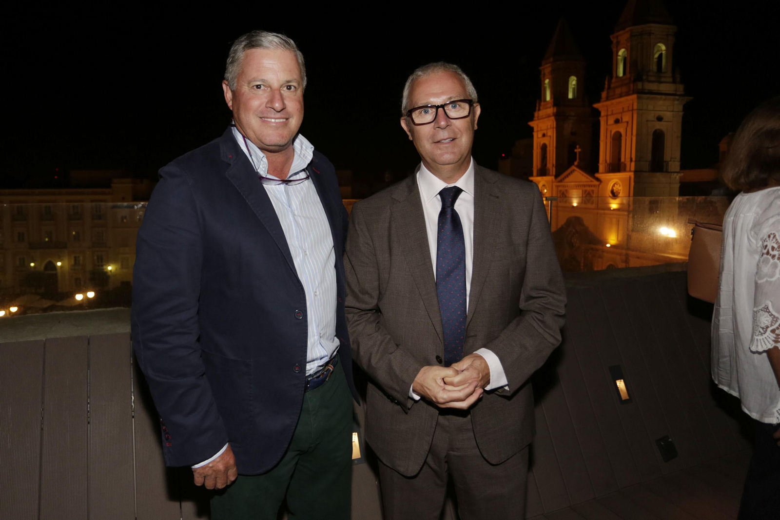 Jesús de Sobrino junto a Juan Luis Belizón.