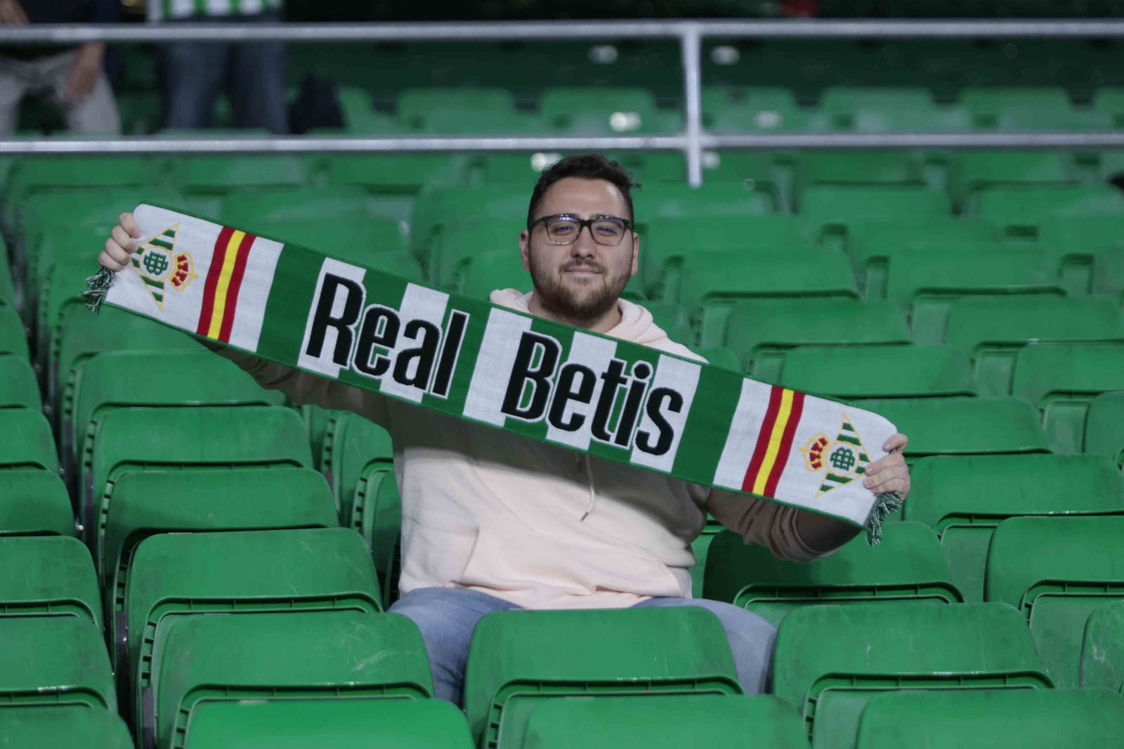 Búscate en las gradas del Villamarín